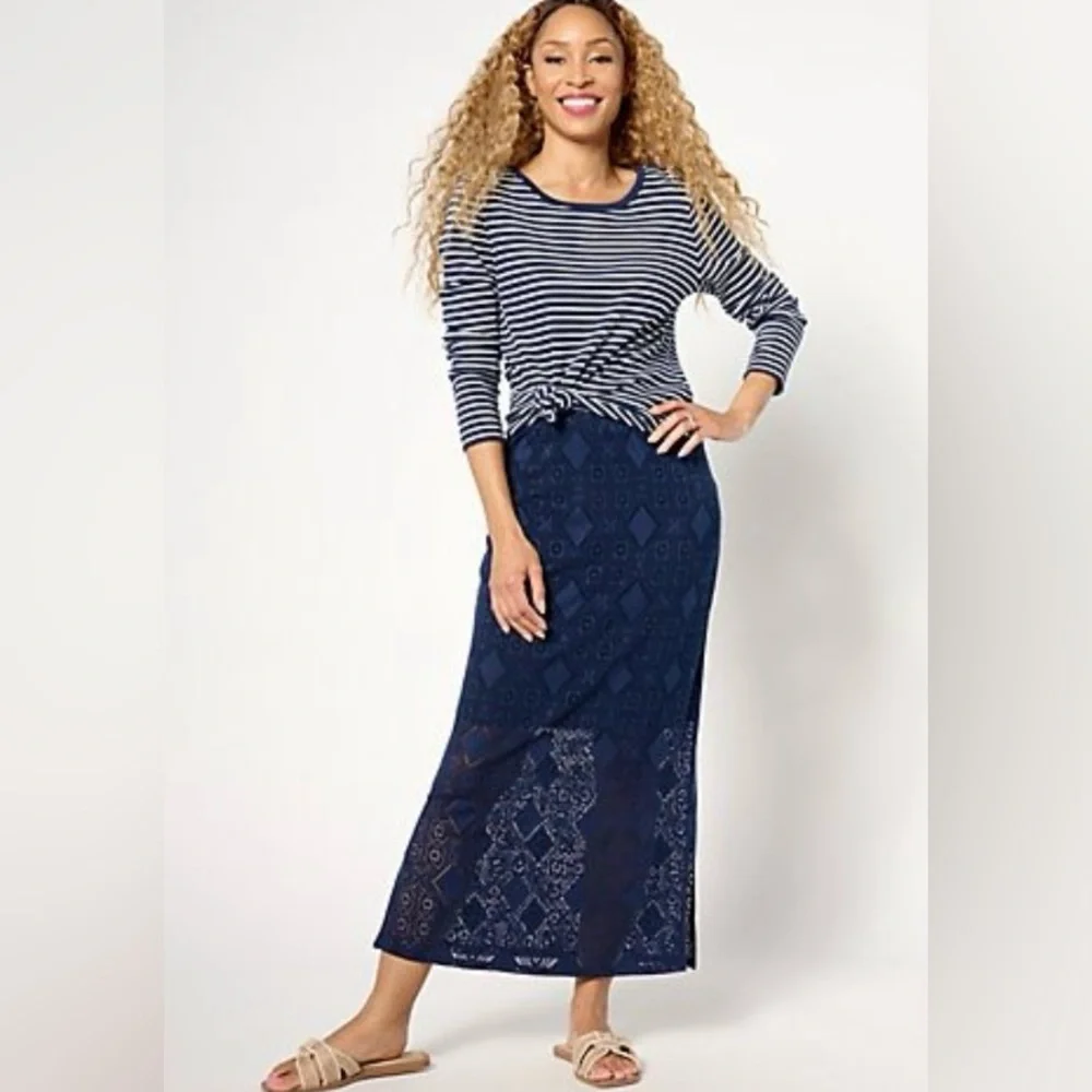 Susan Graver Soleil Navy Knit Lace Skirt Size Small